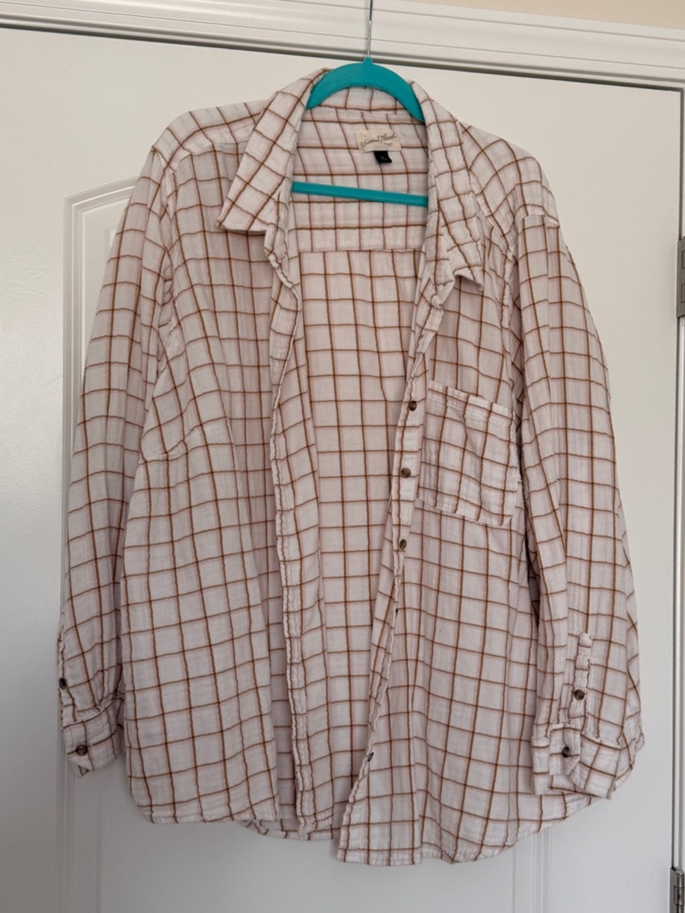 Universal Thread Beige and Brown Plaid Button-Down Shirt